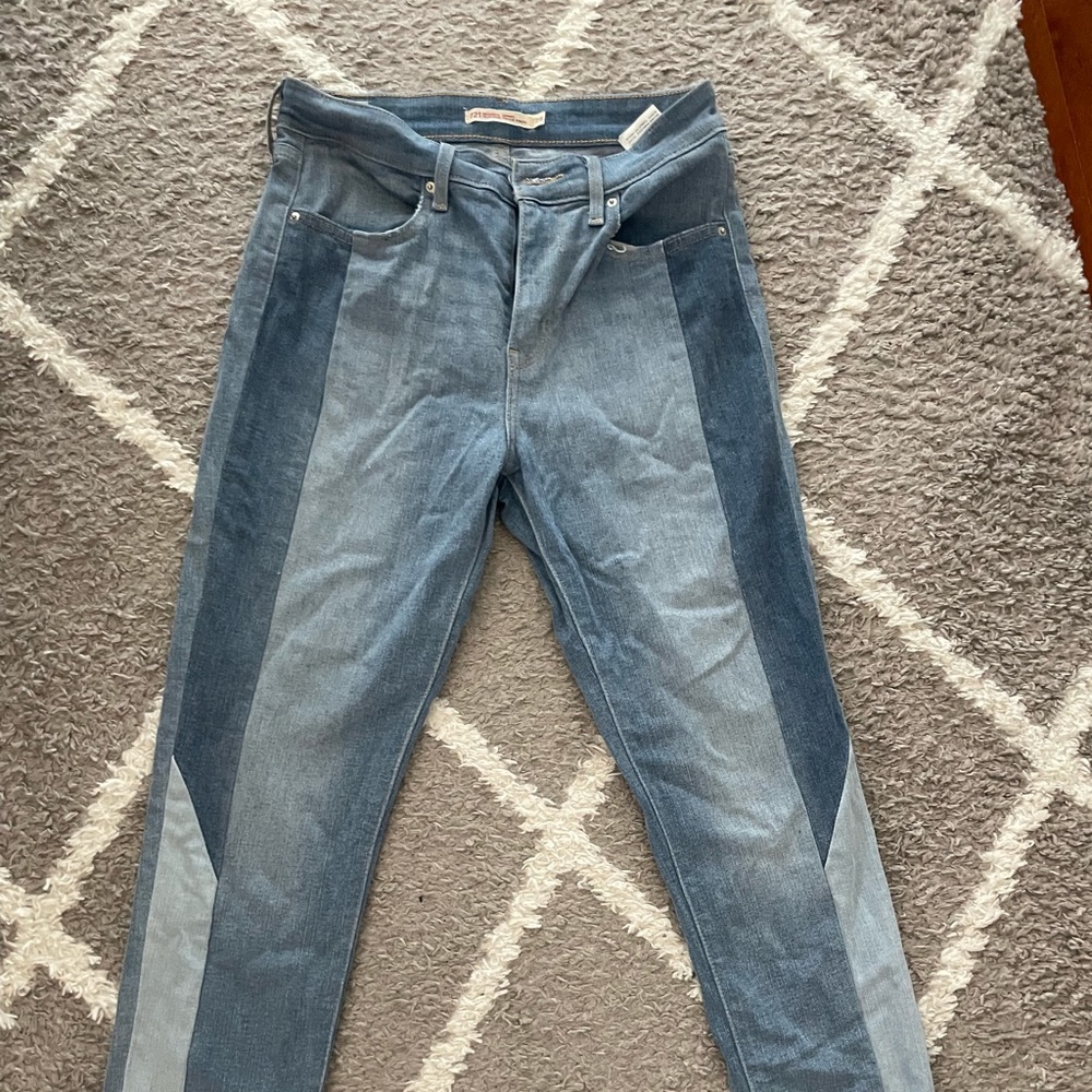 Levi’s High Rise Skinny jeans size 28 blue patchwork